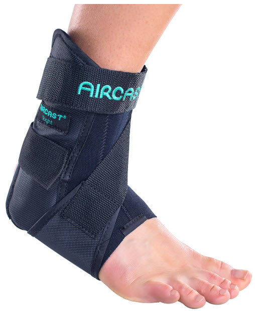 Djo Aircast Airsport Ankle Brace Training Ankle Sprain Care Kit, Medium Right, Brace Length: 9.0" (23Cm) -02BRK