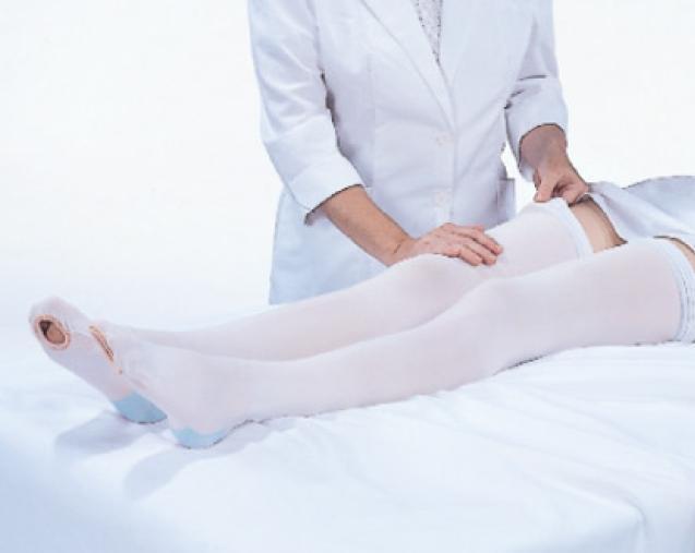 Cap® Knee High Anti-Embolism Stockings, Extra Large / Short, 10/Ct