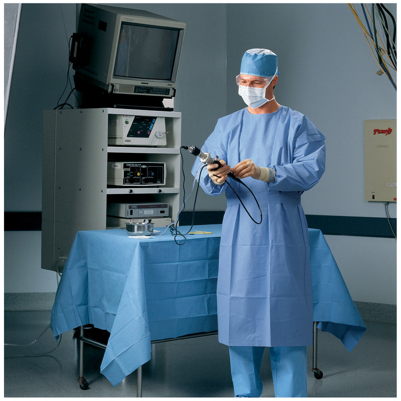 PROCEDURE GOWN, UNIVERSAL, 60/CS, SOLD AS CASE O&M 10000979