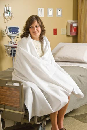 Graham Medical Comfort1® Elite Disposable Blanket. Blanket Disp 50X84 Whtpolyester 10/Cs, Case