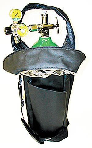 Mada Oxygen Kits. 416 Liter Aluminum Oxygen Kit, "D" Cylinder, Empty, 1503E Cylinder, 1443 Adj. Flow Mini-Regulator (2-8 Lpm), Nasal Cannula, Shoulder