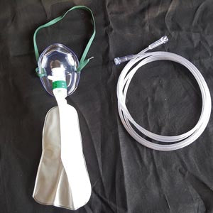 Med-Tech Oxygen Masks. Oxygen Mask, Total Non-Rebreather W/Bag, Pediatric, Elongated, 7' Star Tubing, 50/Cs (40 Cs/Plt) (Rx - A Valid Medical Device L