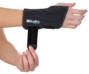 Mueller® Green Fitted Wrist Brace. Brace Wrist Grn Fitted Blkright Lg/Xl, Each